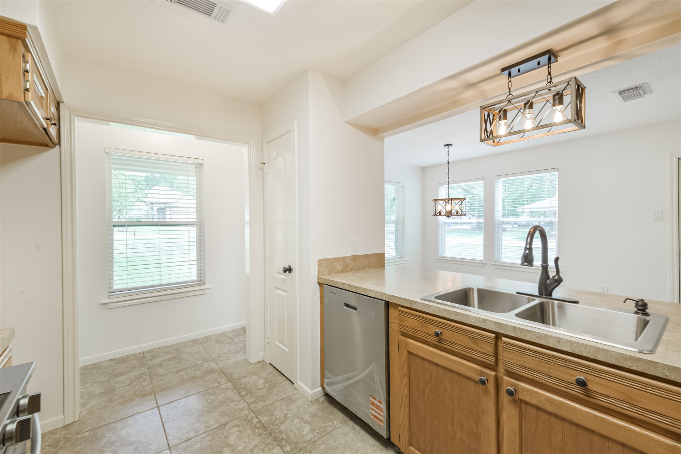28814 Champion Oaks Drive Property Photo 12