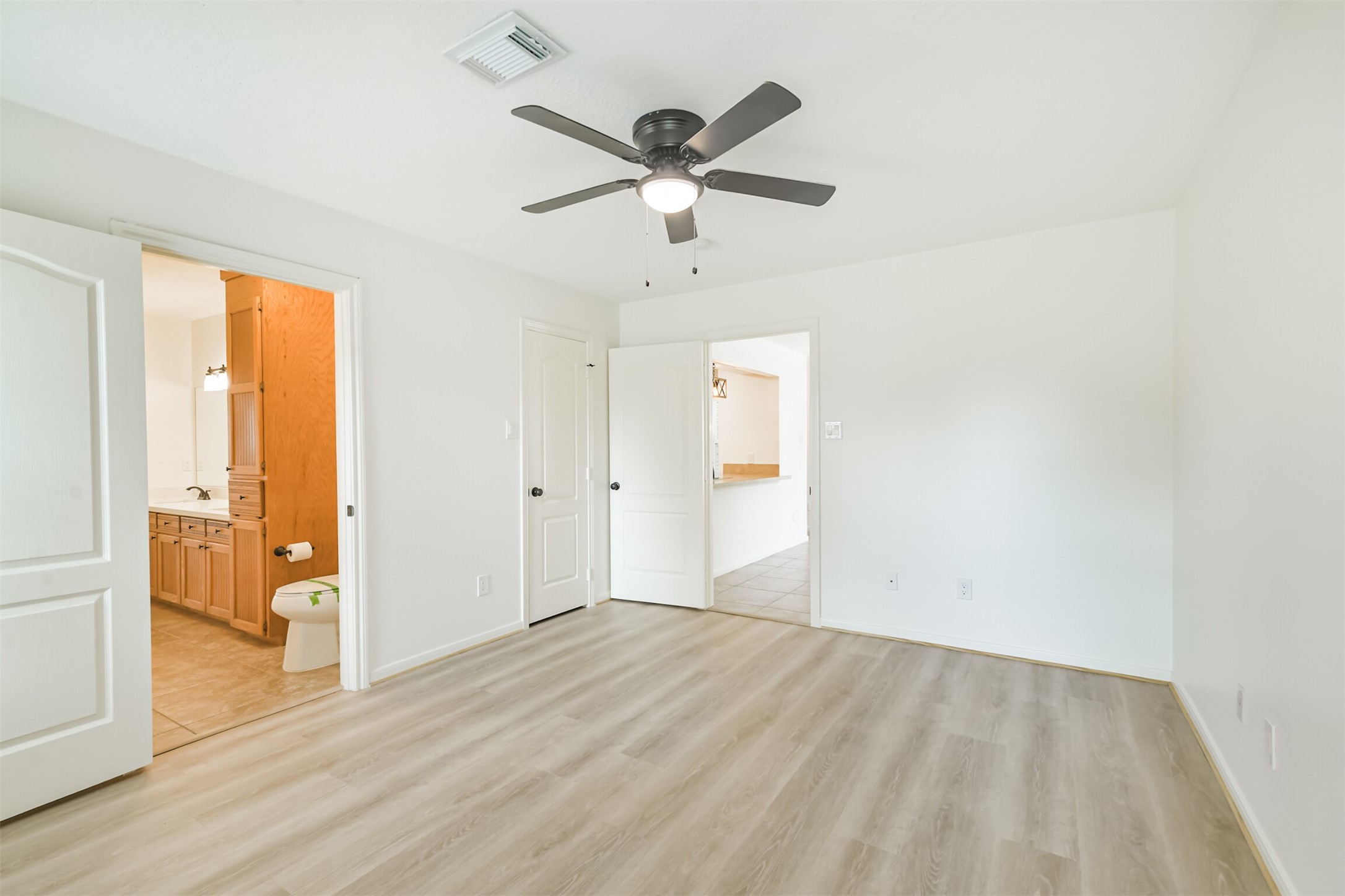 28814 Champion Oaks Drive Property Photo 26