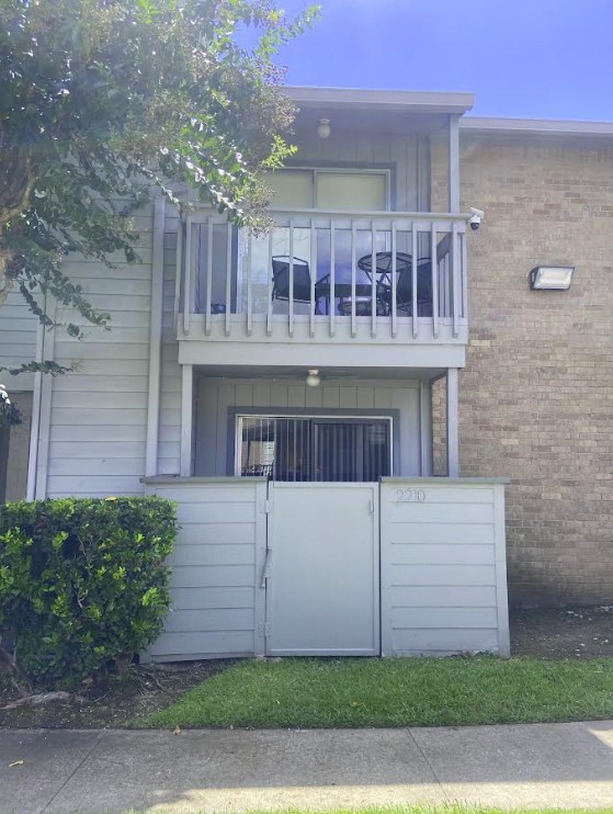 260 El Dorado Boulevard 2210 Property Photo 1