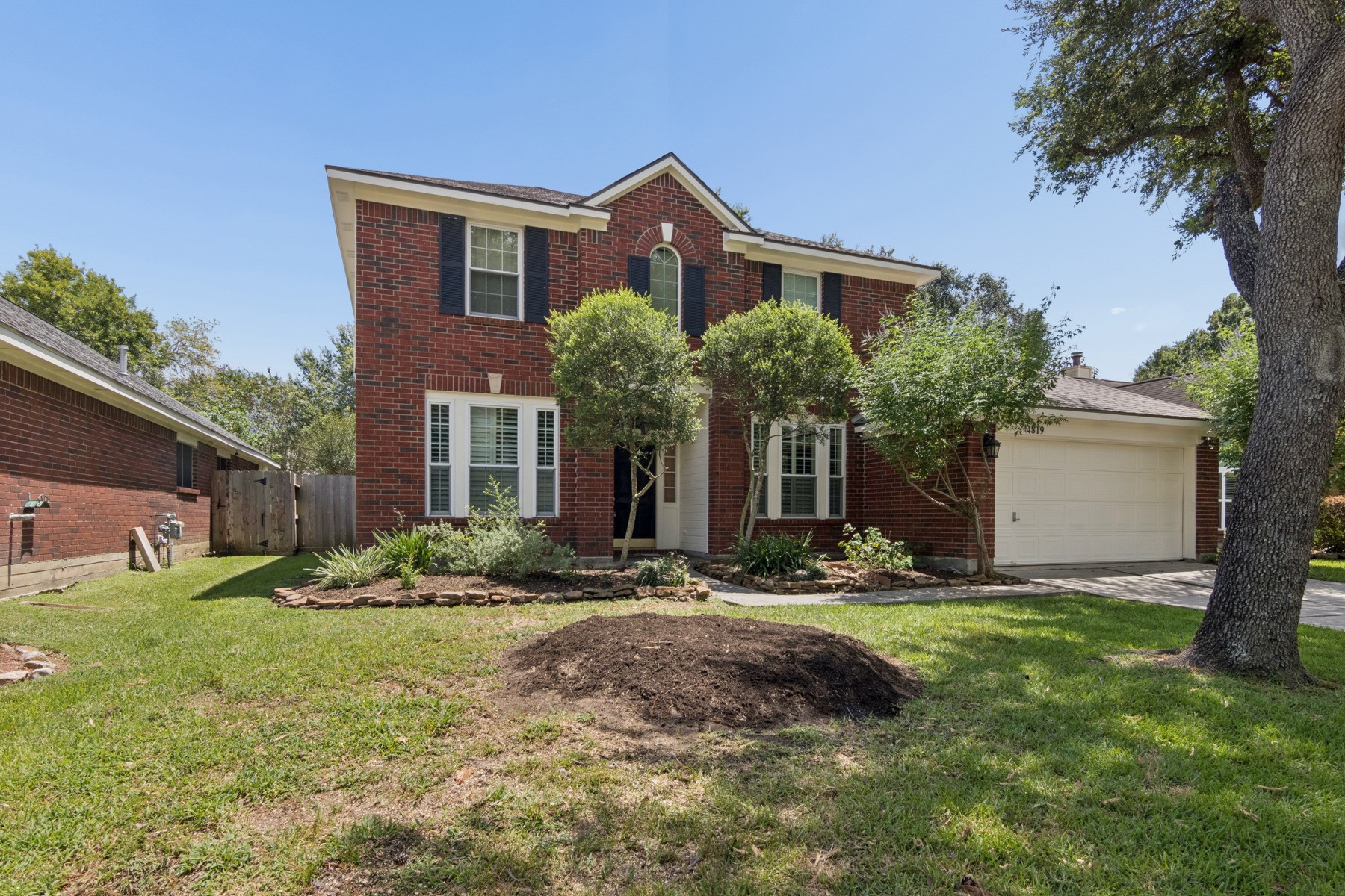 4819 Stone Harbor Drive Property Photo