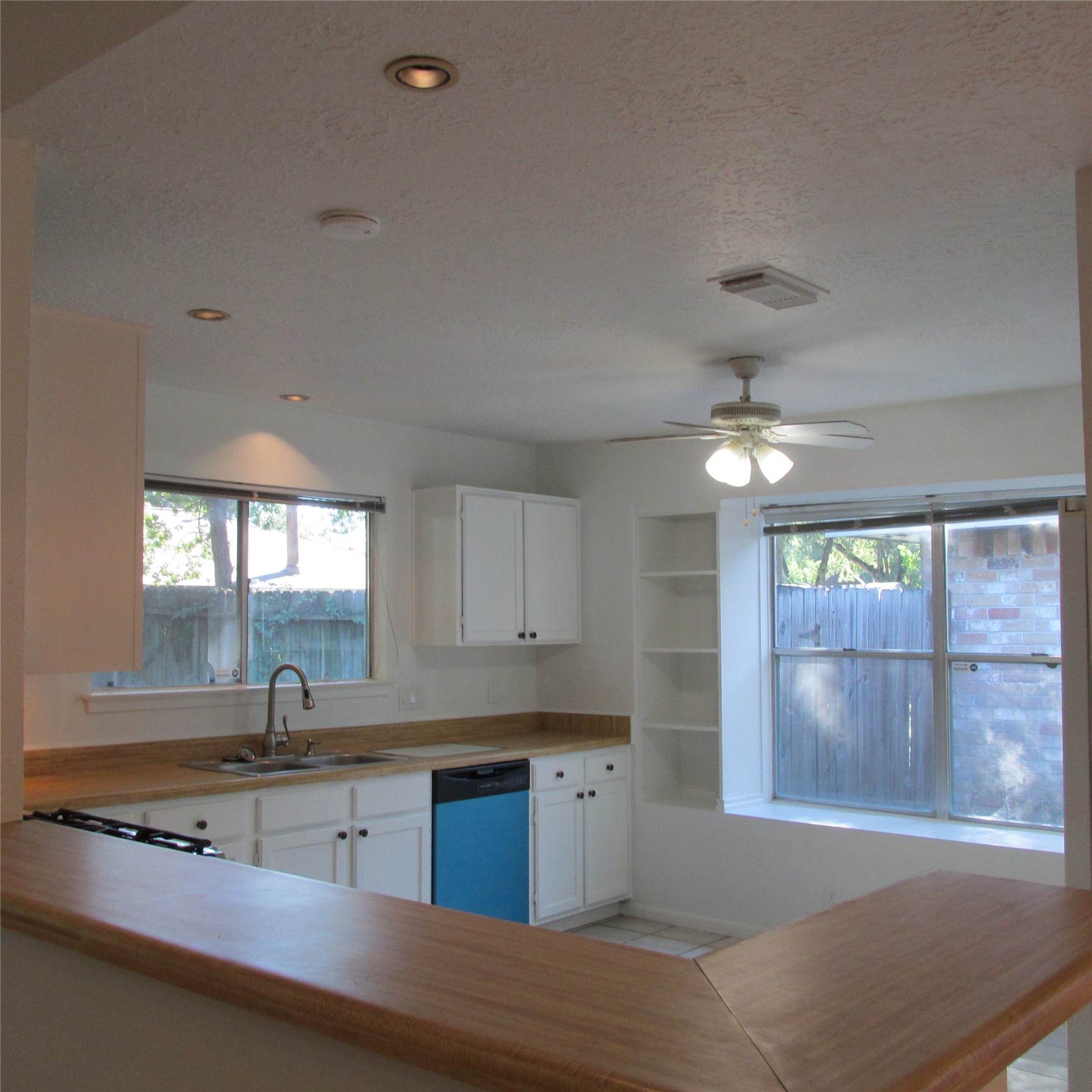 24042 Spring Gum Drive Property Photo 10