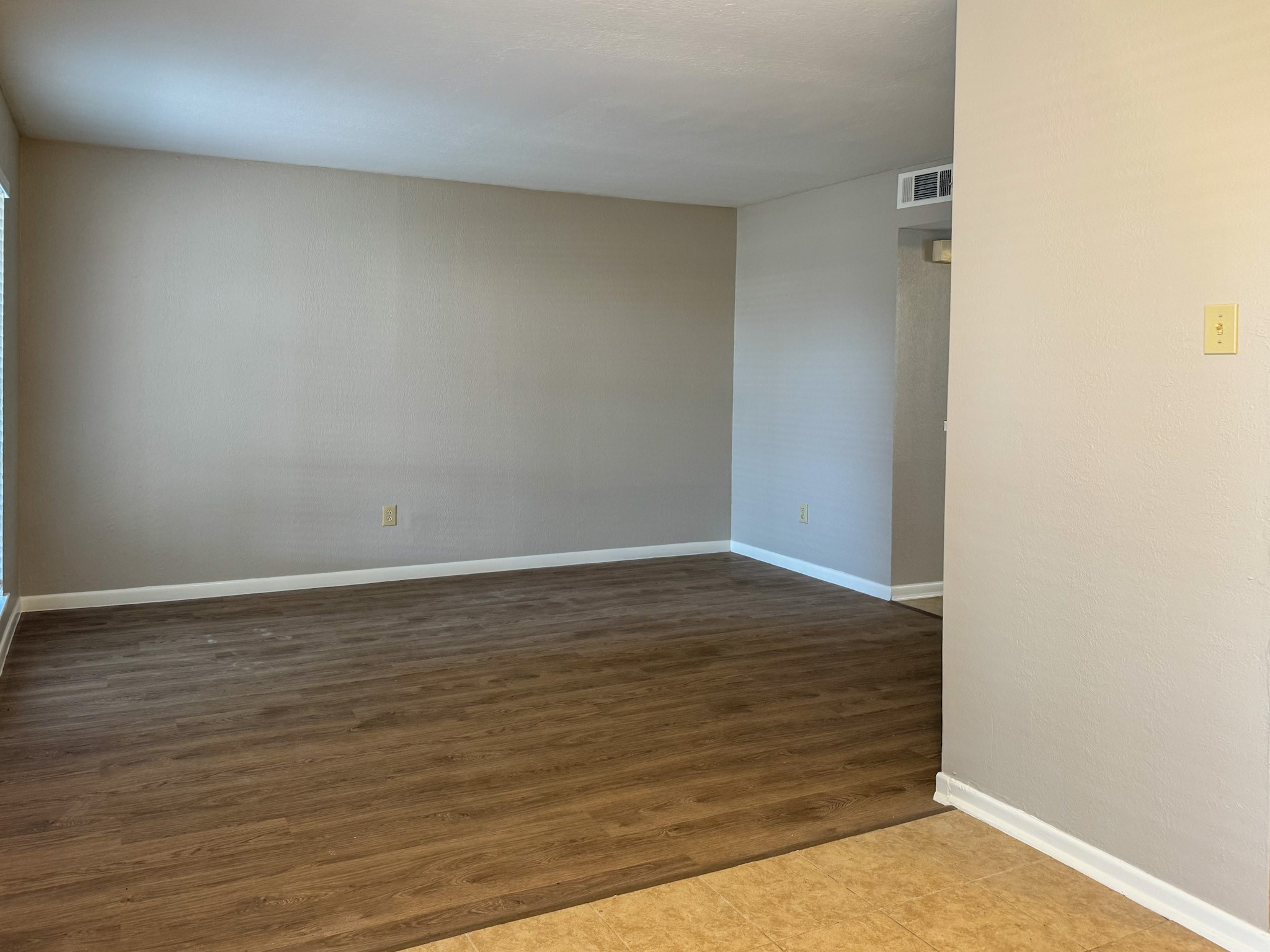 2101 6th Avenue N 7 Property Photo 3