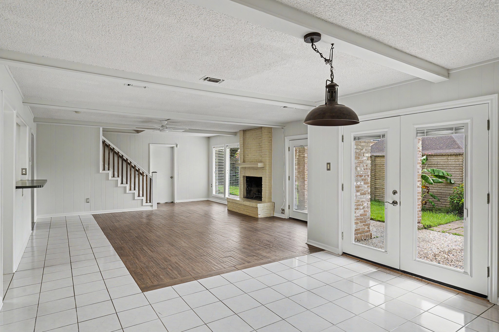 2711 Olympia Drive Property Photo 5