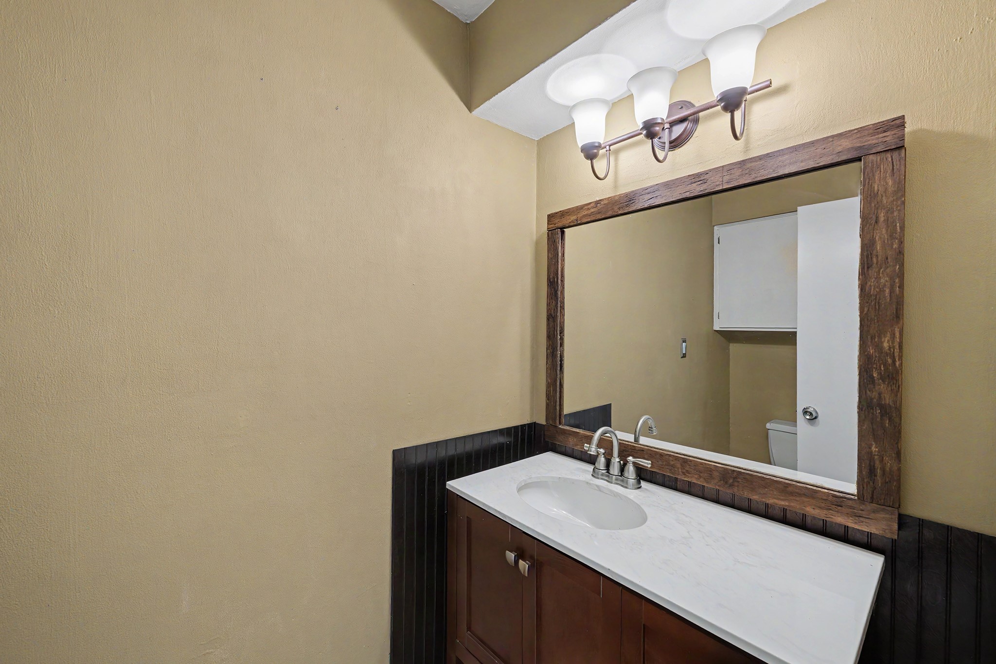 2711 Olympia Drive Property Photo 9