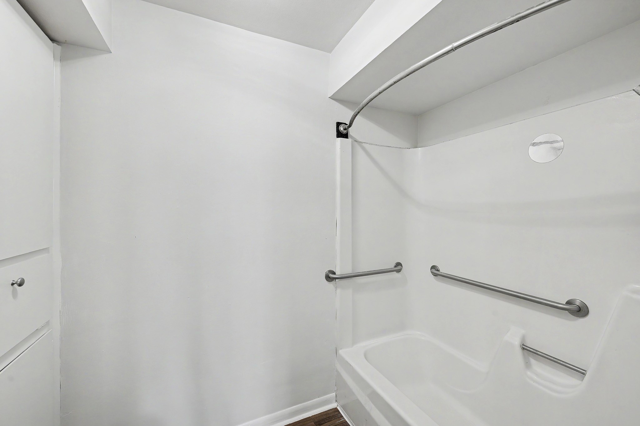 2711 Olympia Drive Property Photo 13