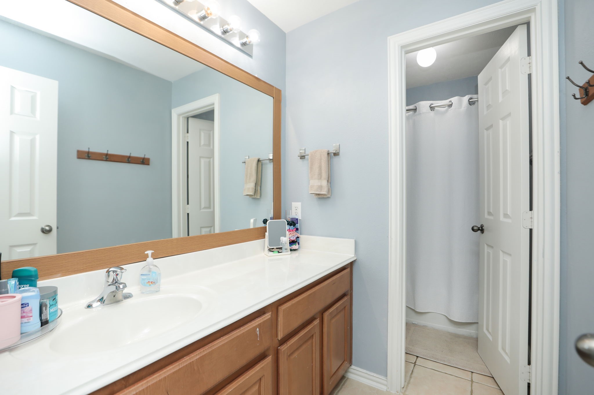 1123 Morning Creek Lane Property Photo 34