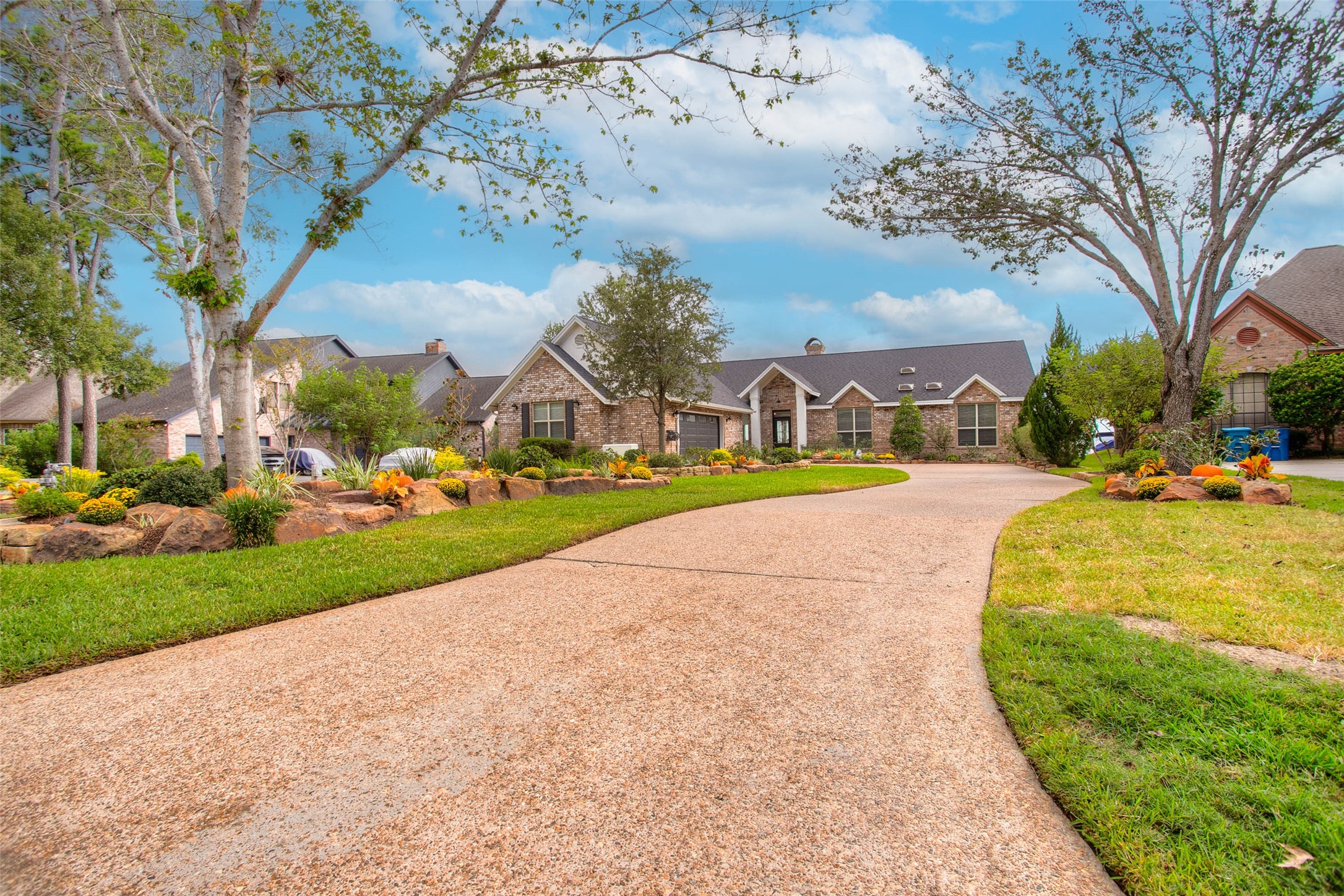 12092 Sagittarius Drive E Property Photo 5