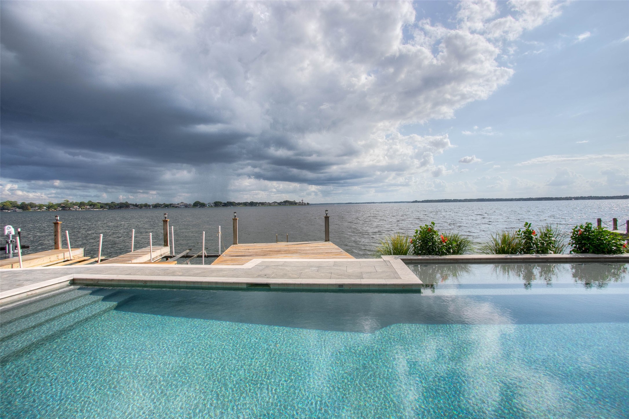 12092 Sagittarius Drive E Property Photo 11
