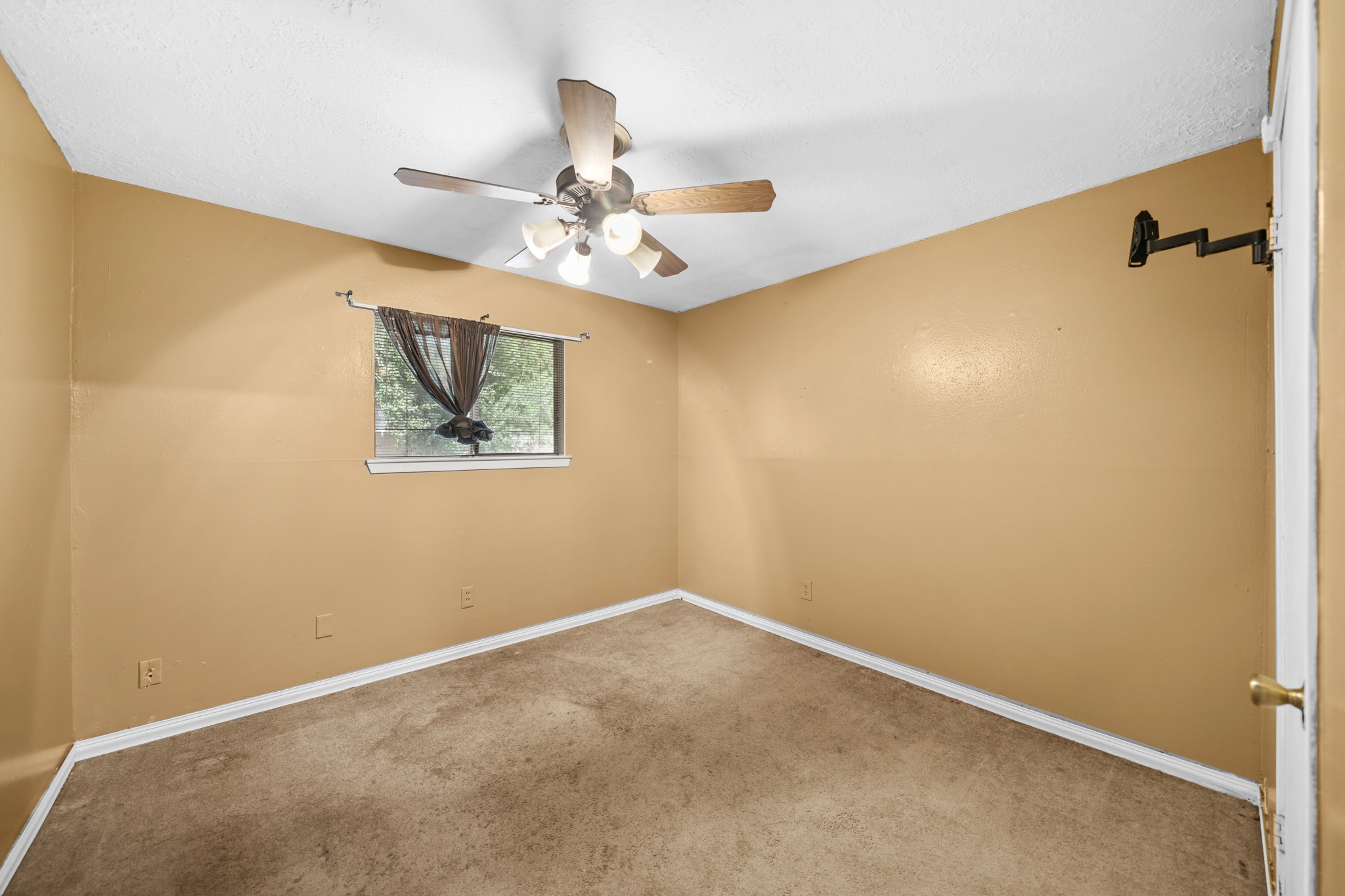 10119 Stonemont Road Property Photo 14