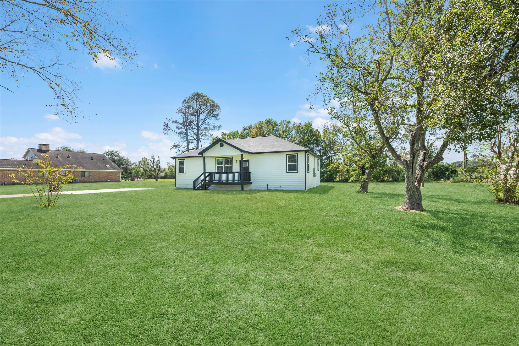 1902 Westview Drive Property Photo 6
