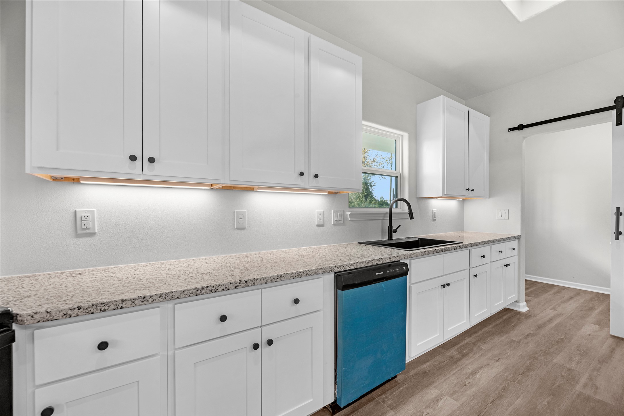 1902 Westview Drive Property Photo 15