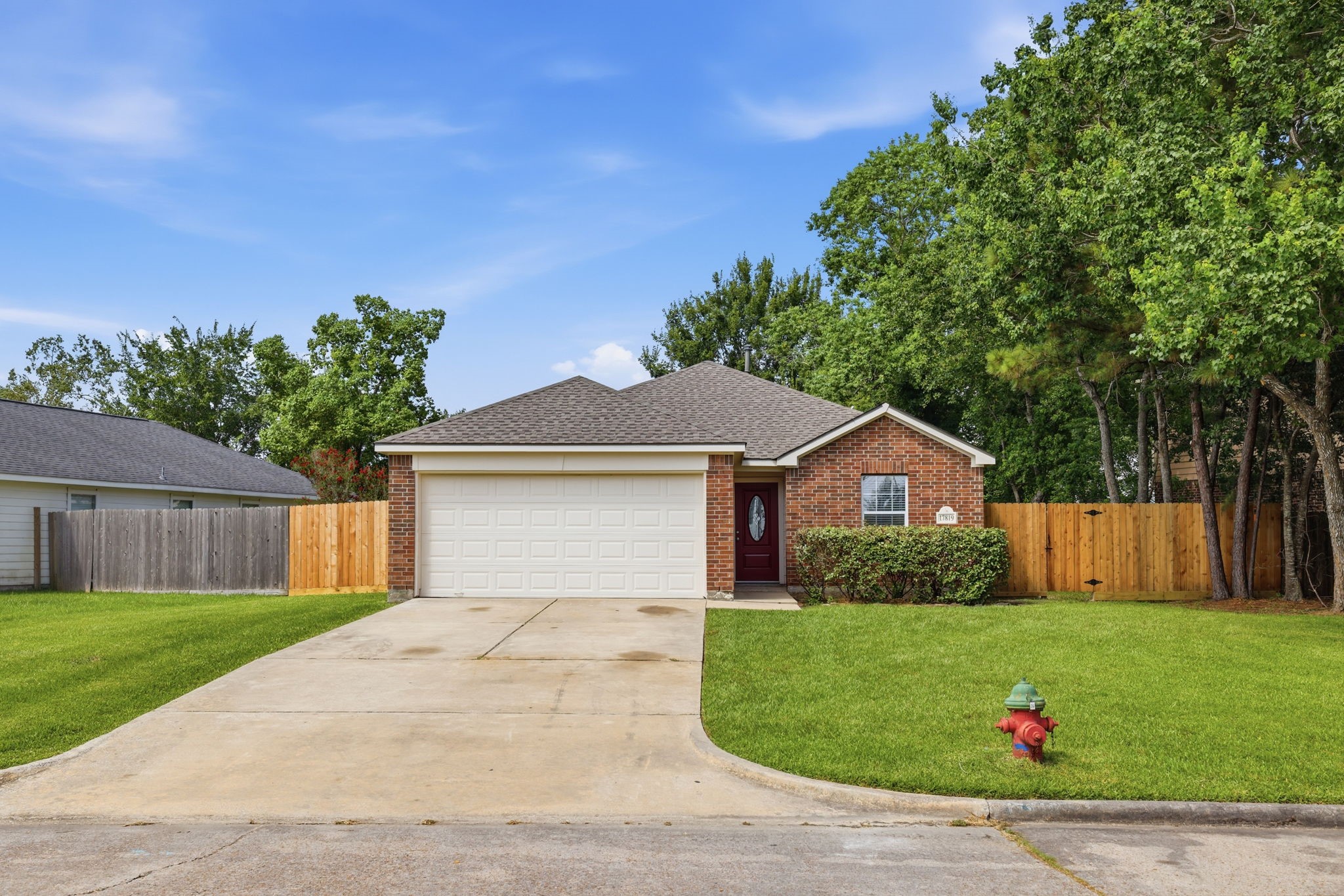 17819 Gimbals Way Property Photo 1