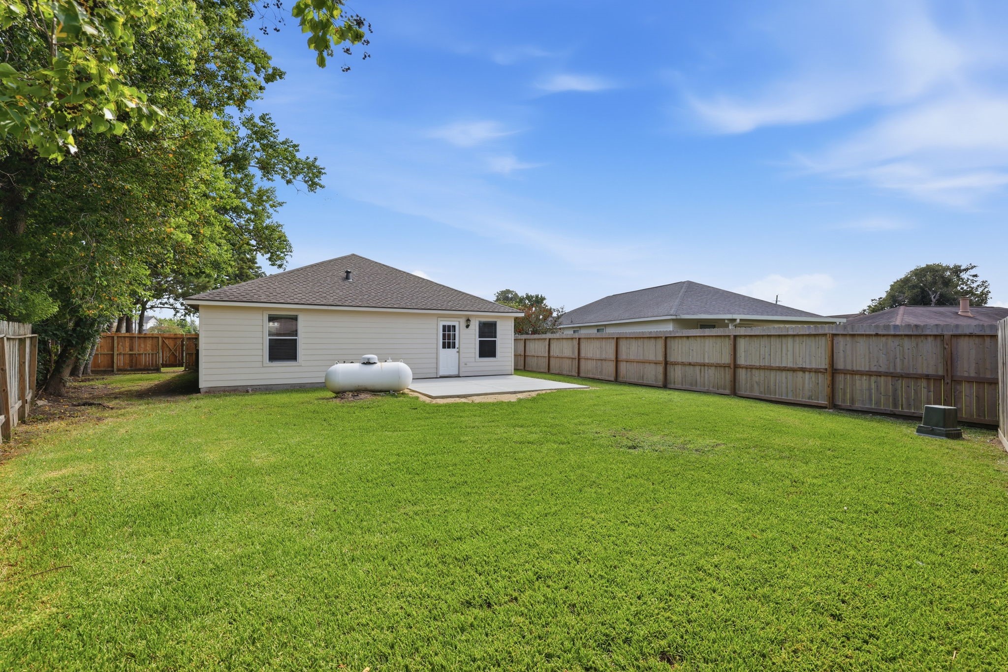 17819 Gimbals Way Property Photo 17