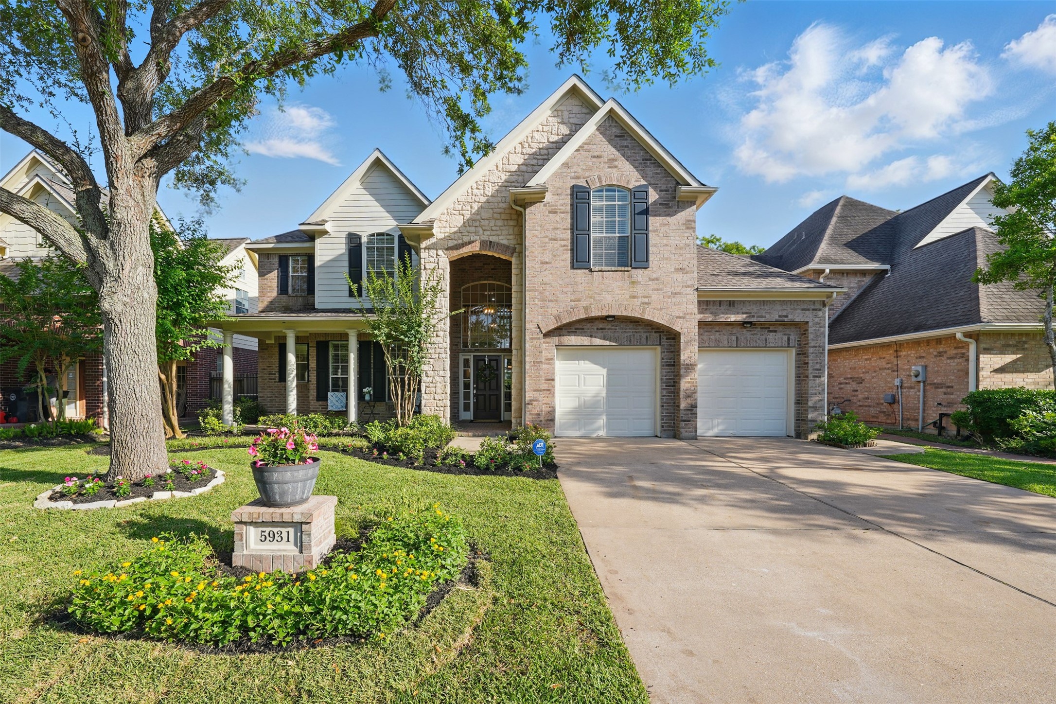 5931 Stratford Gardens Drive