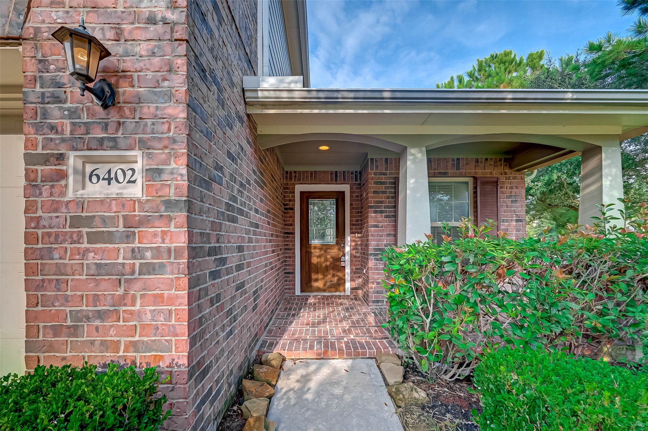 6402 Black Bamboo Lane Property Photo 3