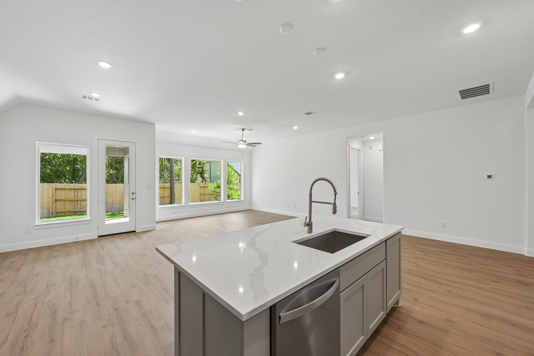 29752 Brushy Gables Drive Property Photo 11