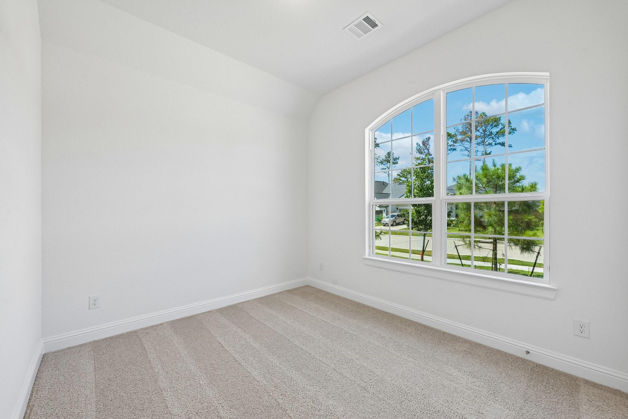 29752 Brushy Gables Drive Property Photo 17