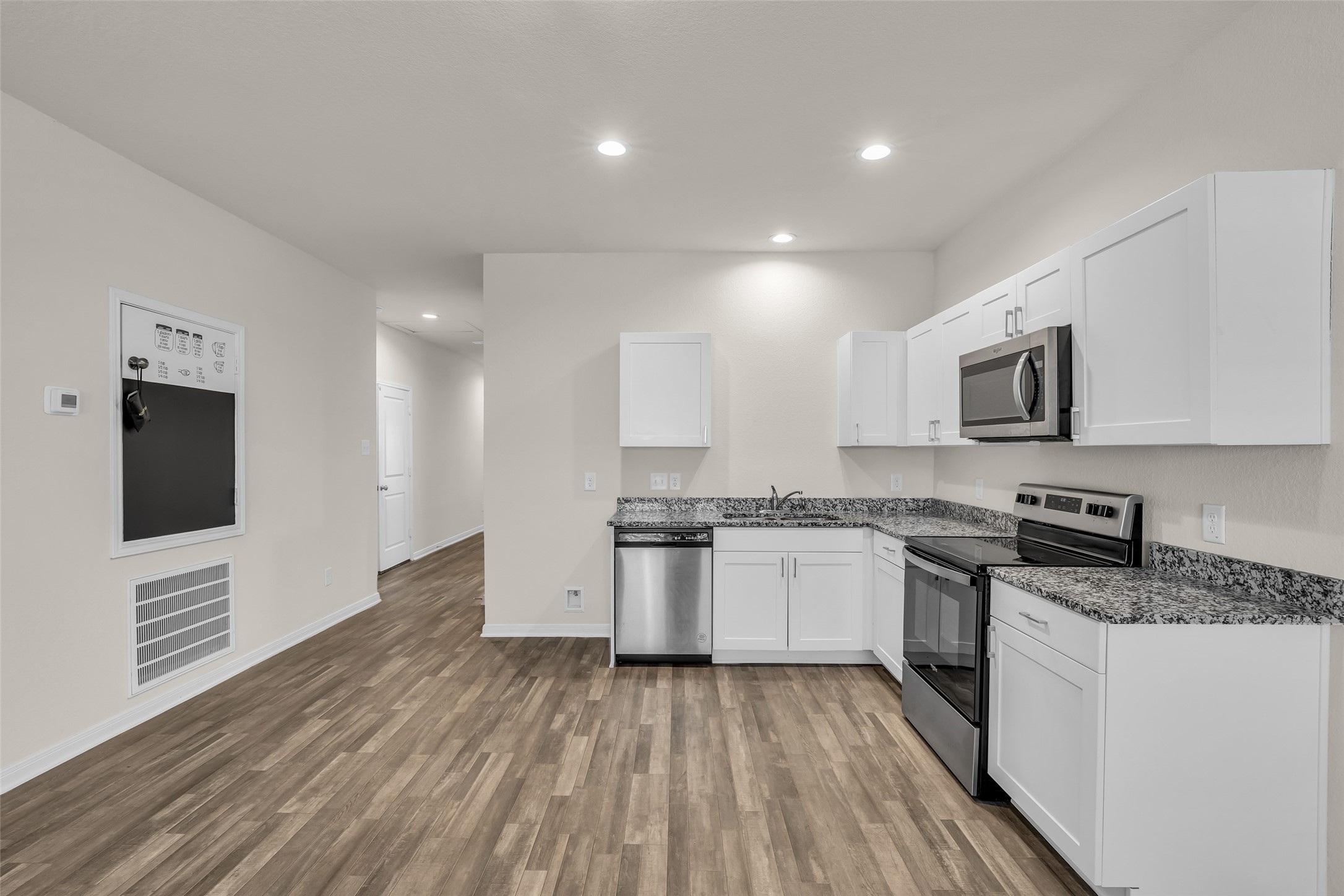 2511 17th Street Property Photo 5