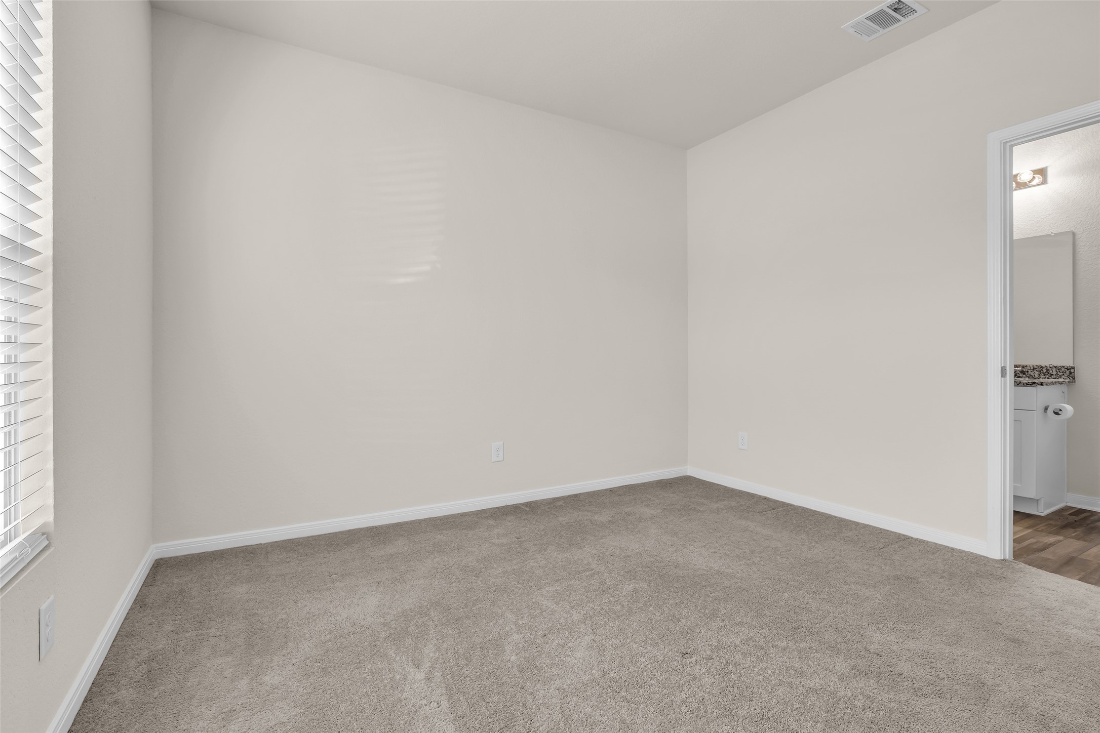 2511 17th Street Property Photo 14