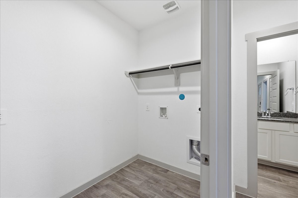 115 Little Spring Court Property Photo 29