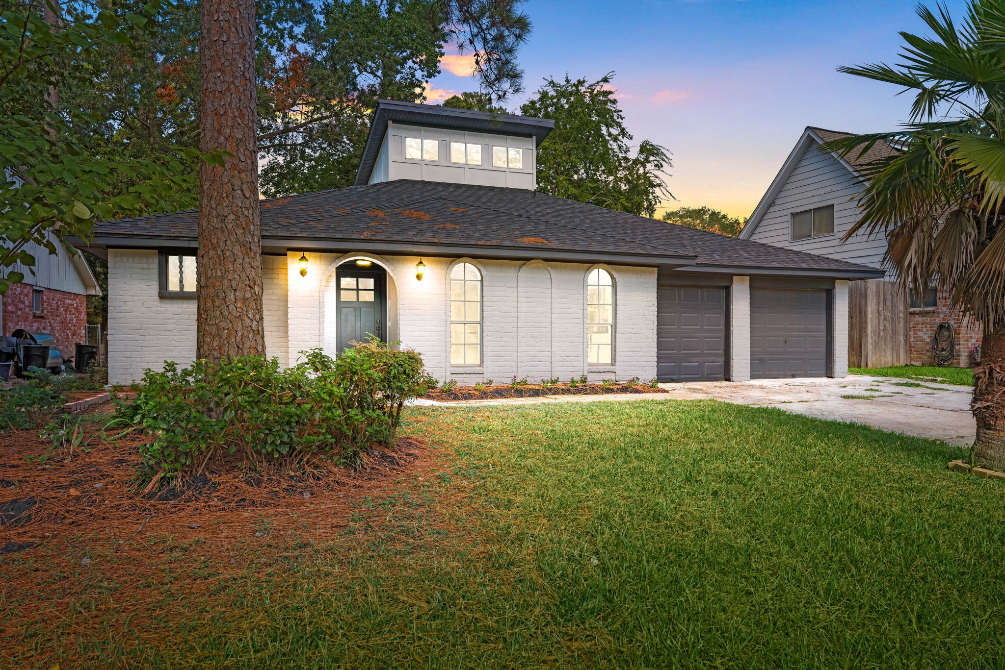 23011 Whispering Willow Drive Property Photo 3