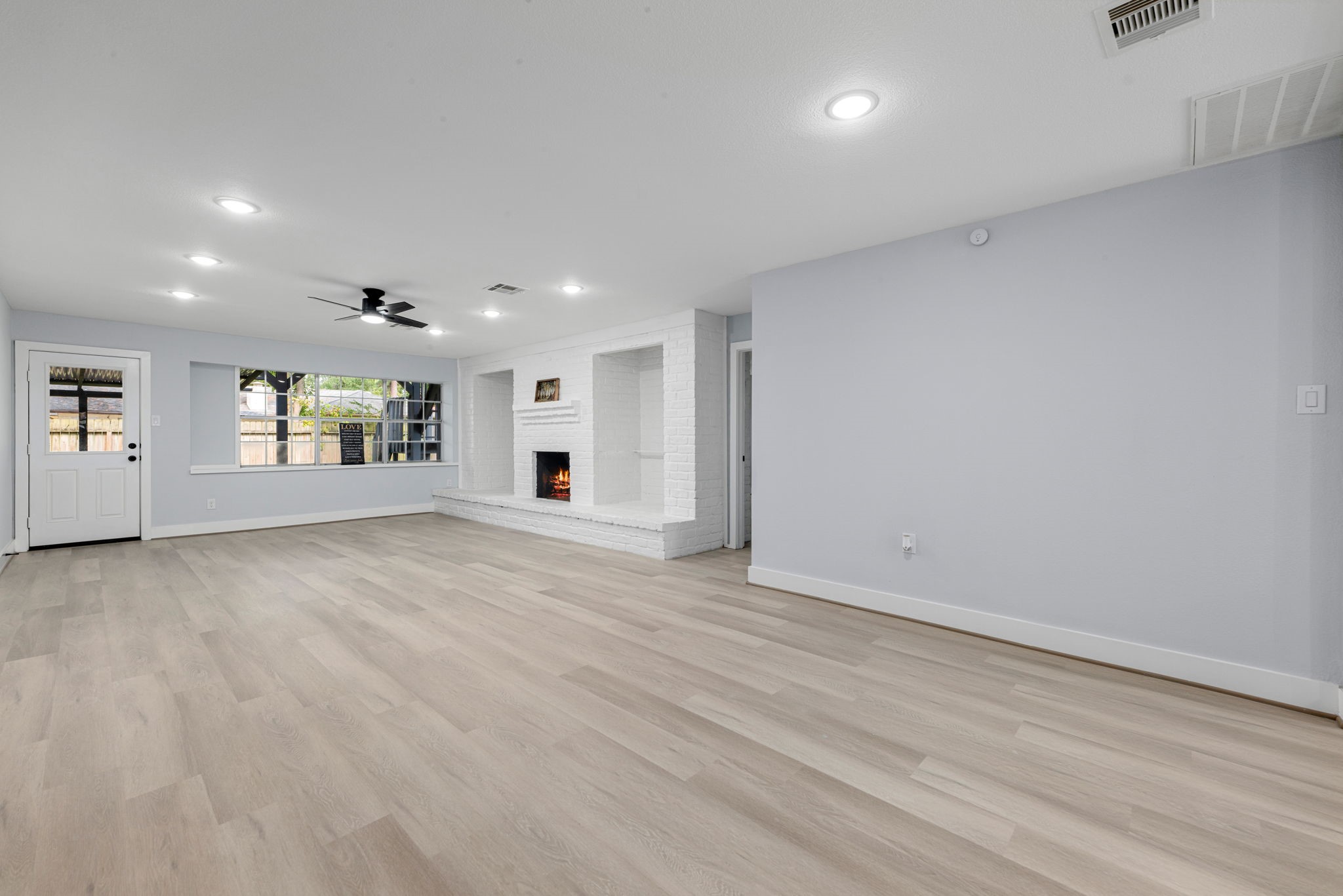 23011 Whispering Willow Drive Property Photo 11