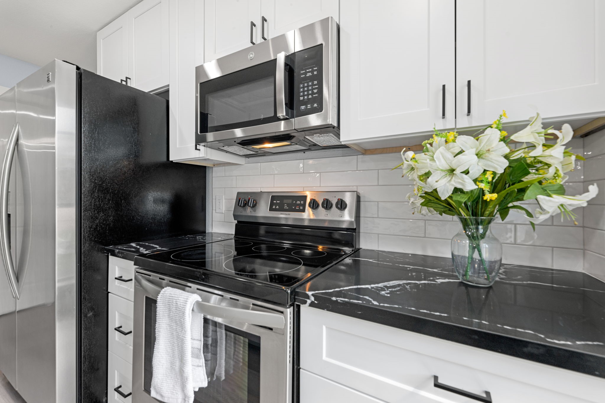 23011 Whispering Willow Drive Property Photo 18