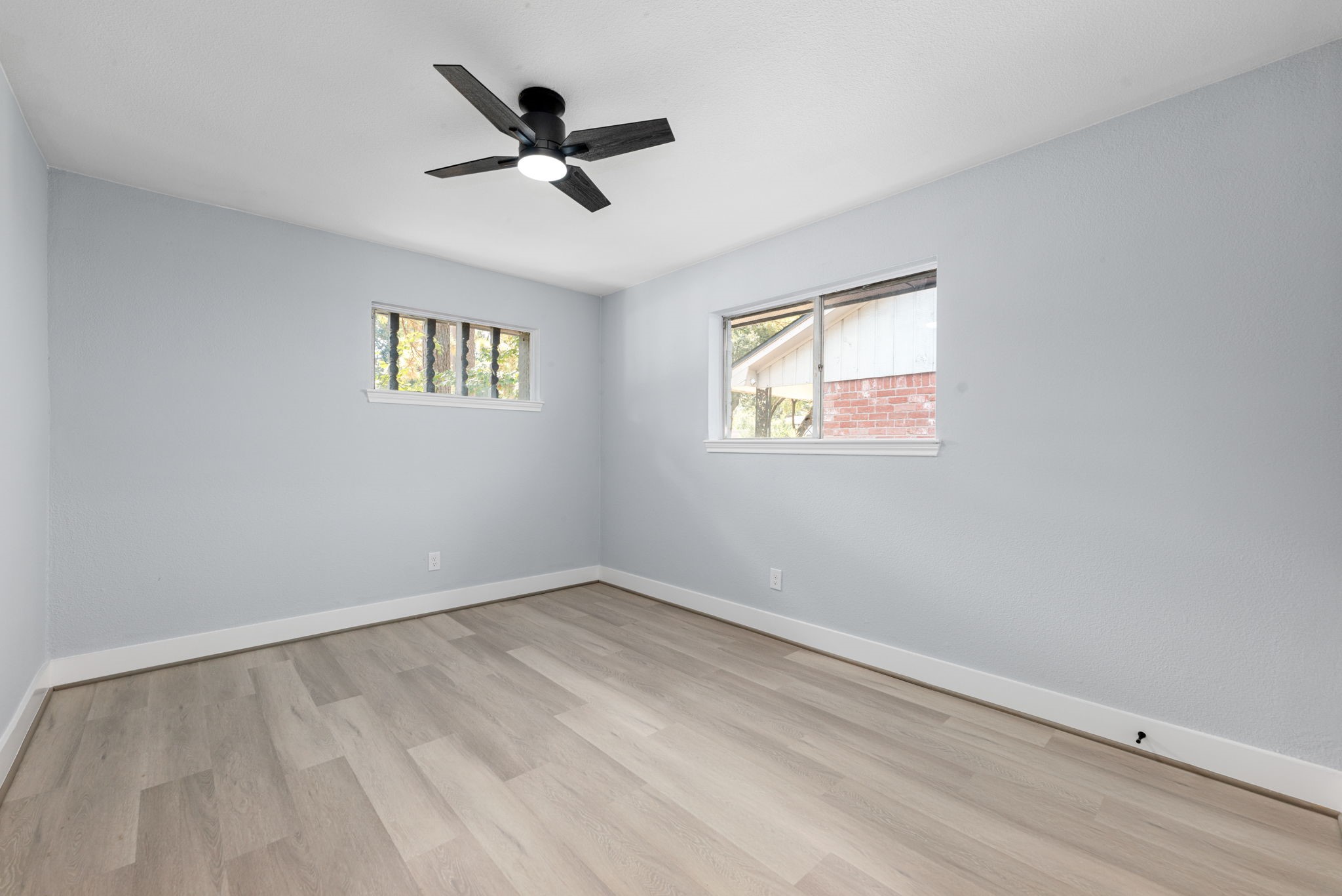 23011 Whispering Willow Drive Property Photo 26