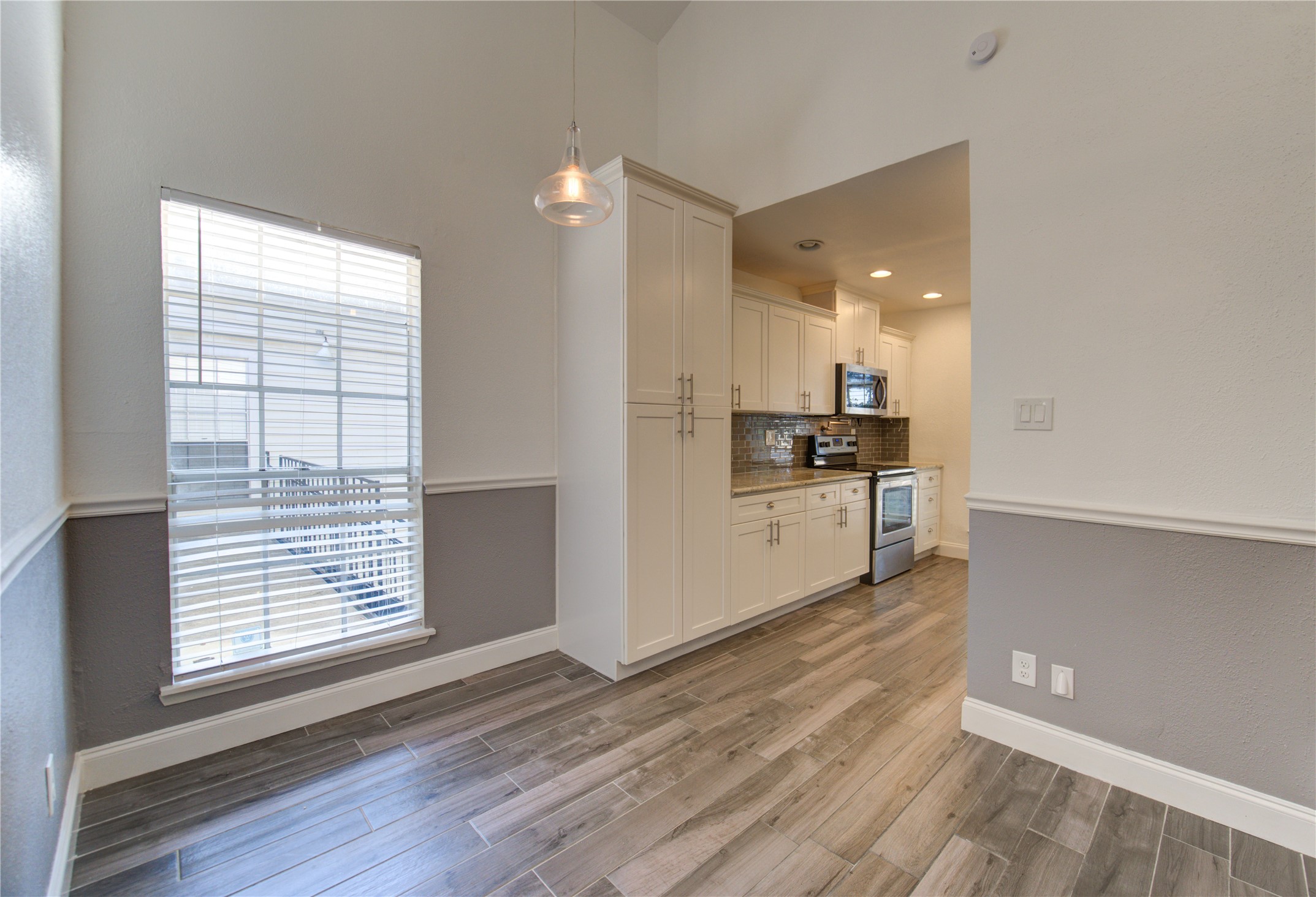 9809 Richmond Avenue D5 Property Photo 6