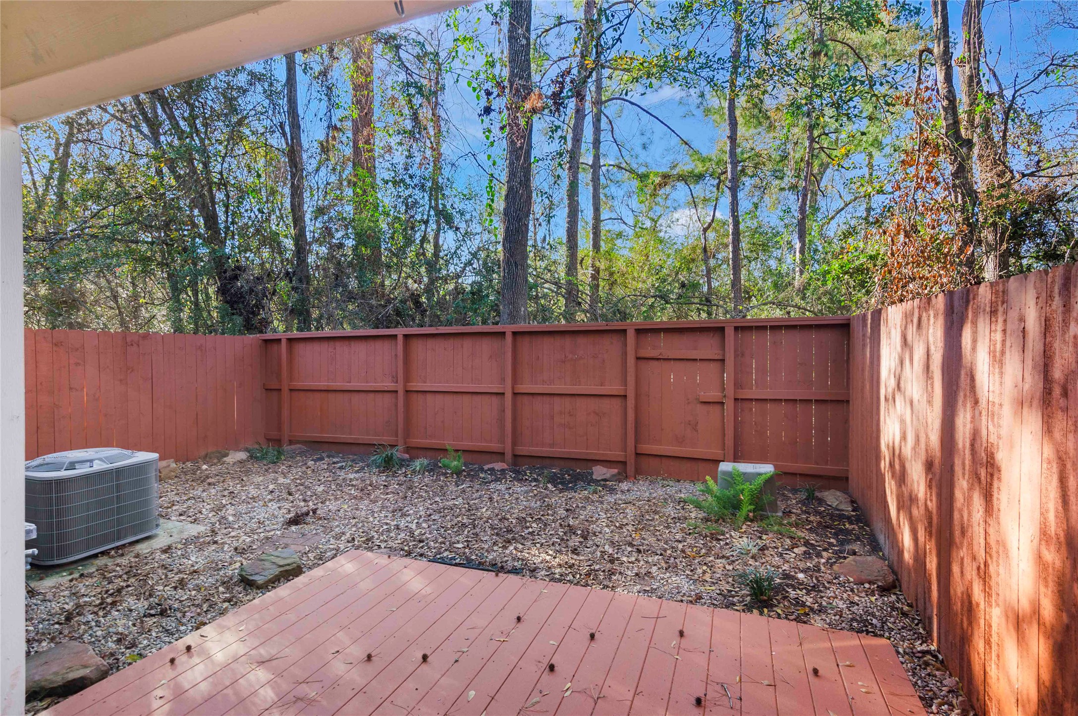100 Piper Trace Property Photo 4