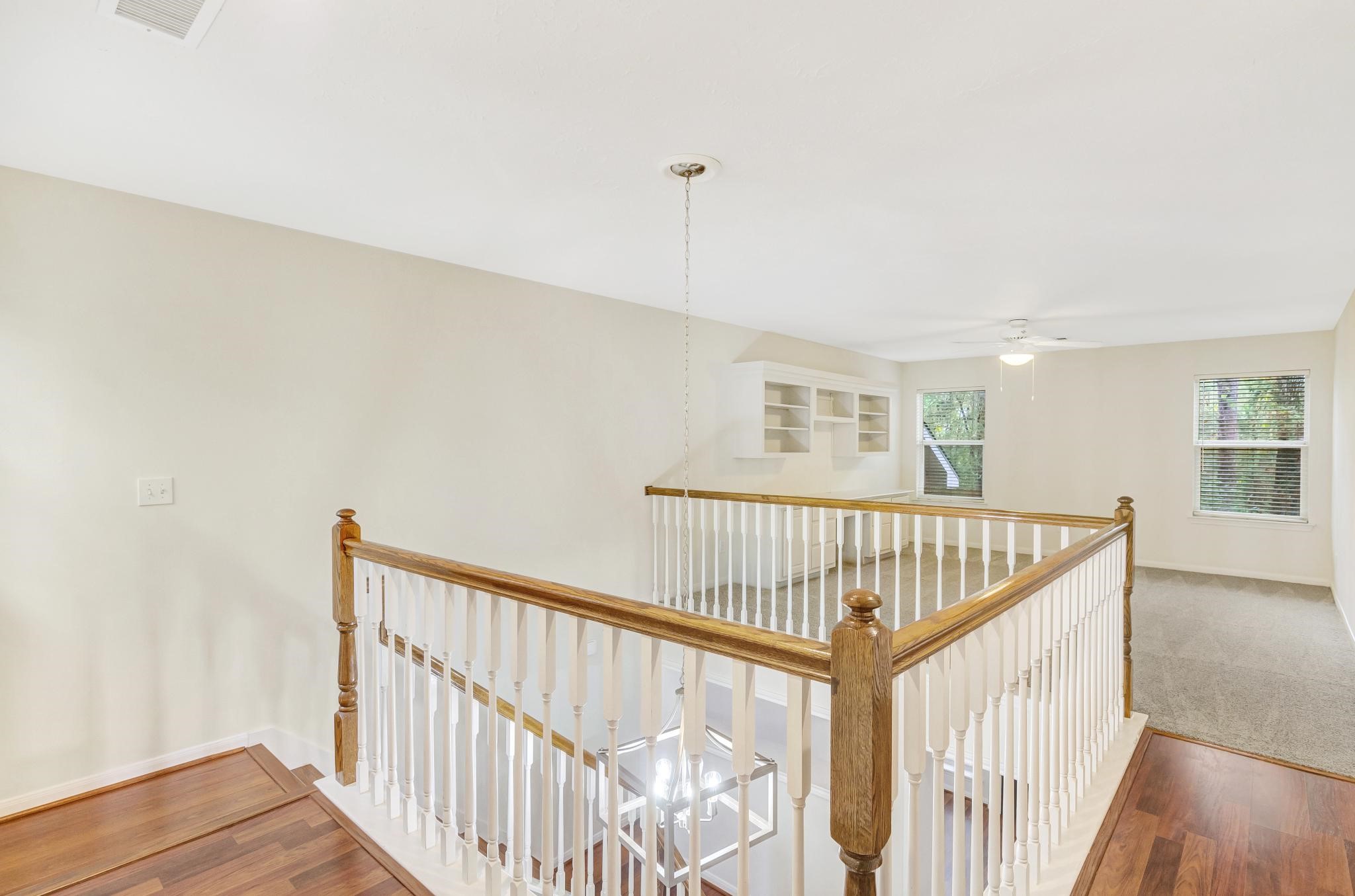 100 Piper Trace Property Photo 22