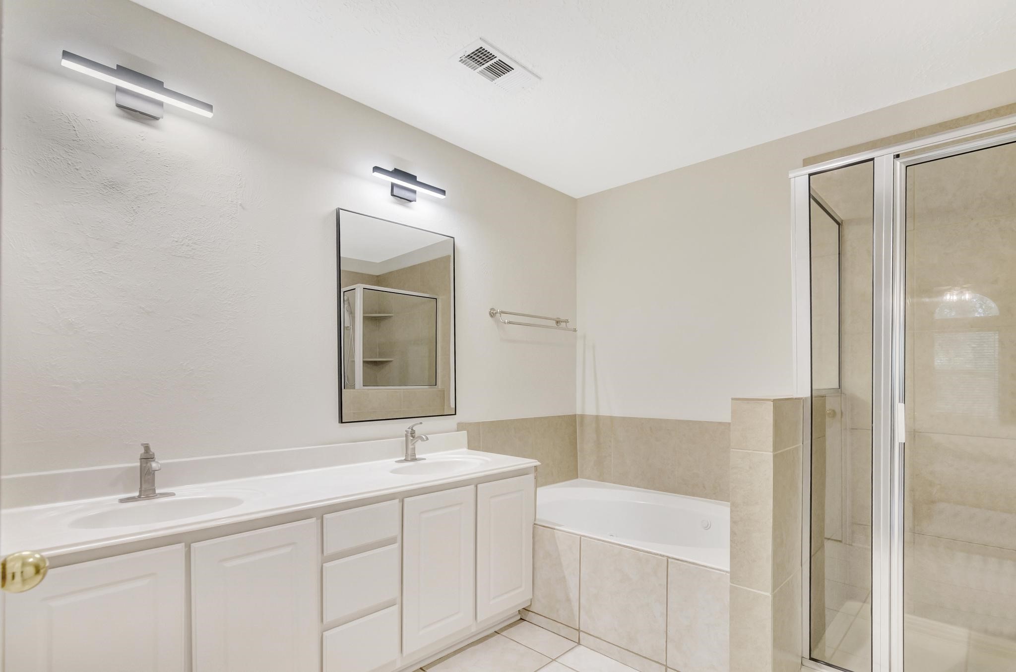 100 Piper Trace Property Photo 27