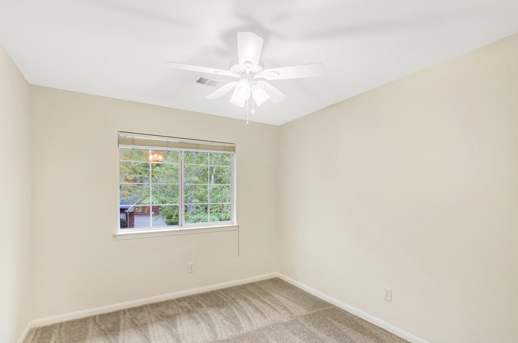 100 Piper Trace Property Photo 30