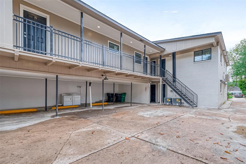 1747 Wroxton Court 2 Property Photo 15
