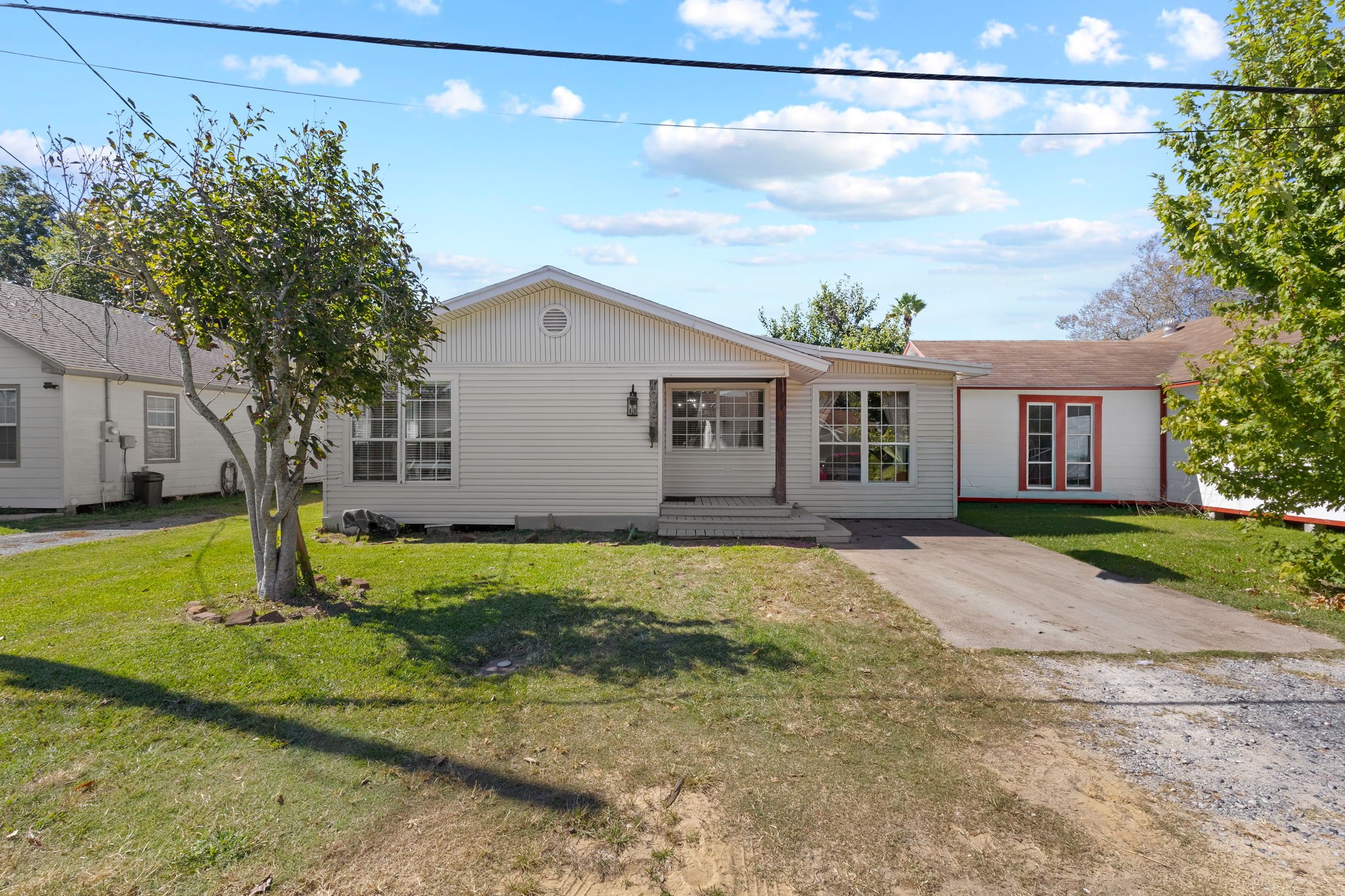 1006 Montgomery Street Property Photo 1