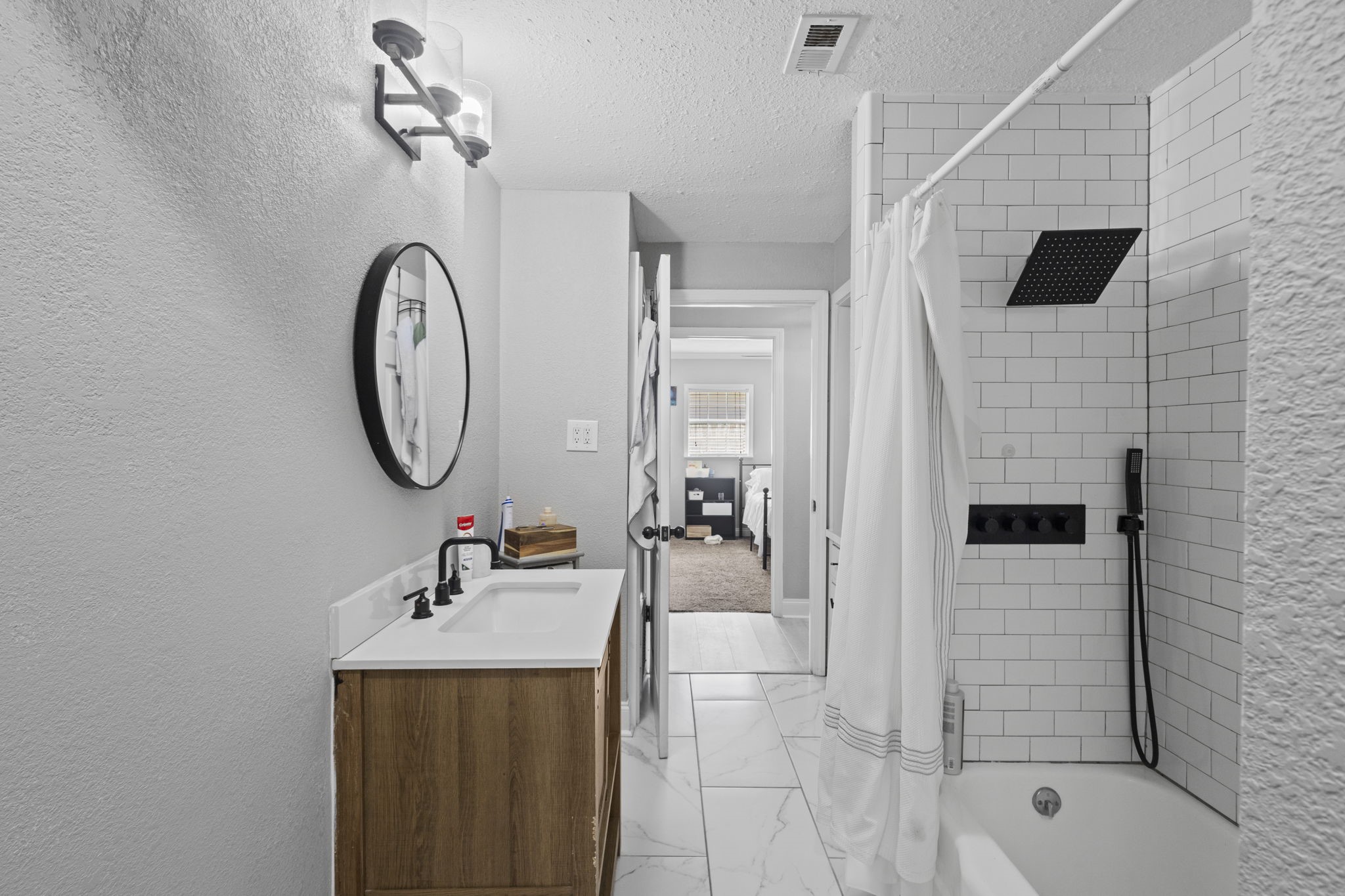 1006 Montgomery Street Property Photo 15