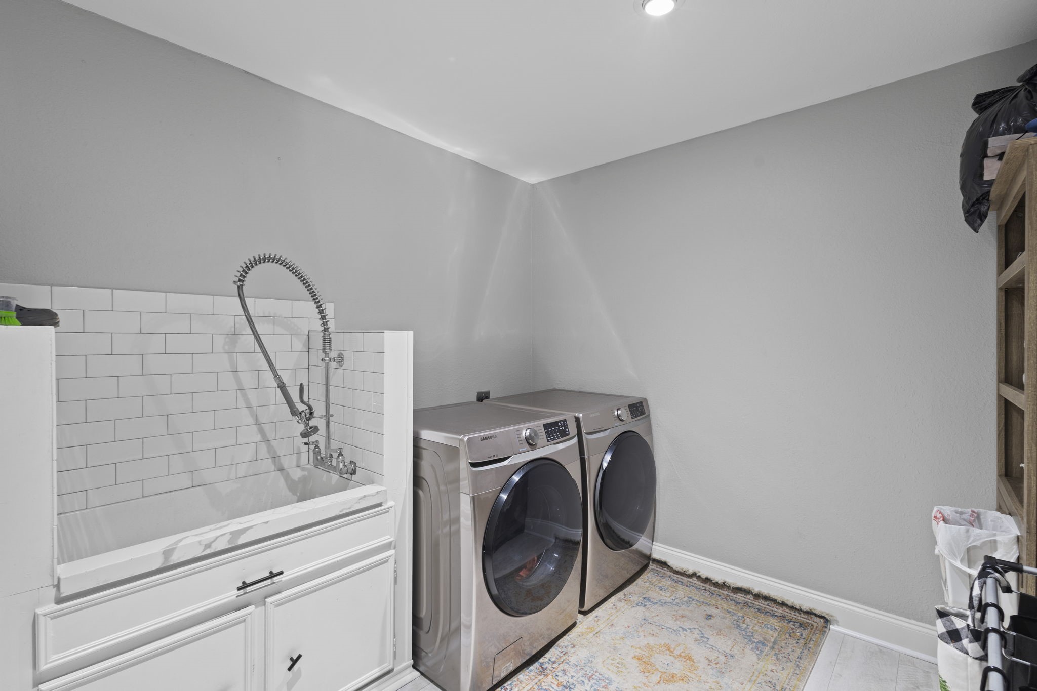 1006 Montgomery Street Property Photo 21