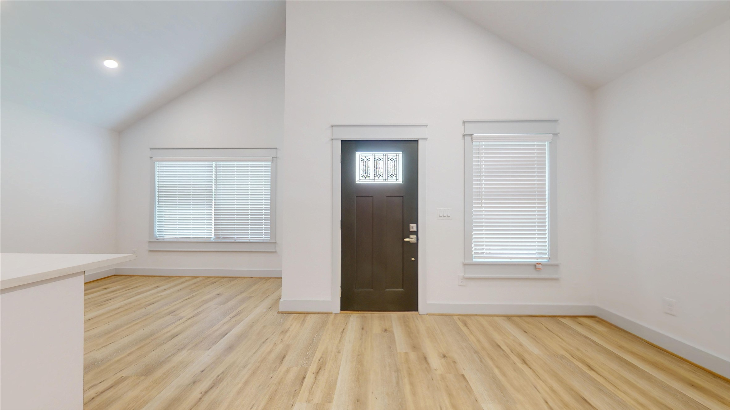 4305 Rogers Street Property Photo 8
