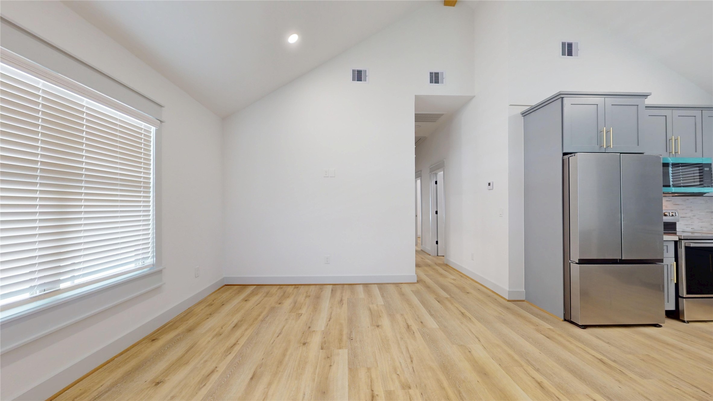 4305 Rogers Street Property Photo 10