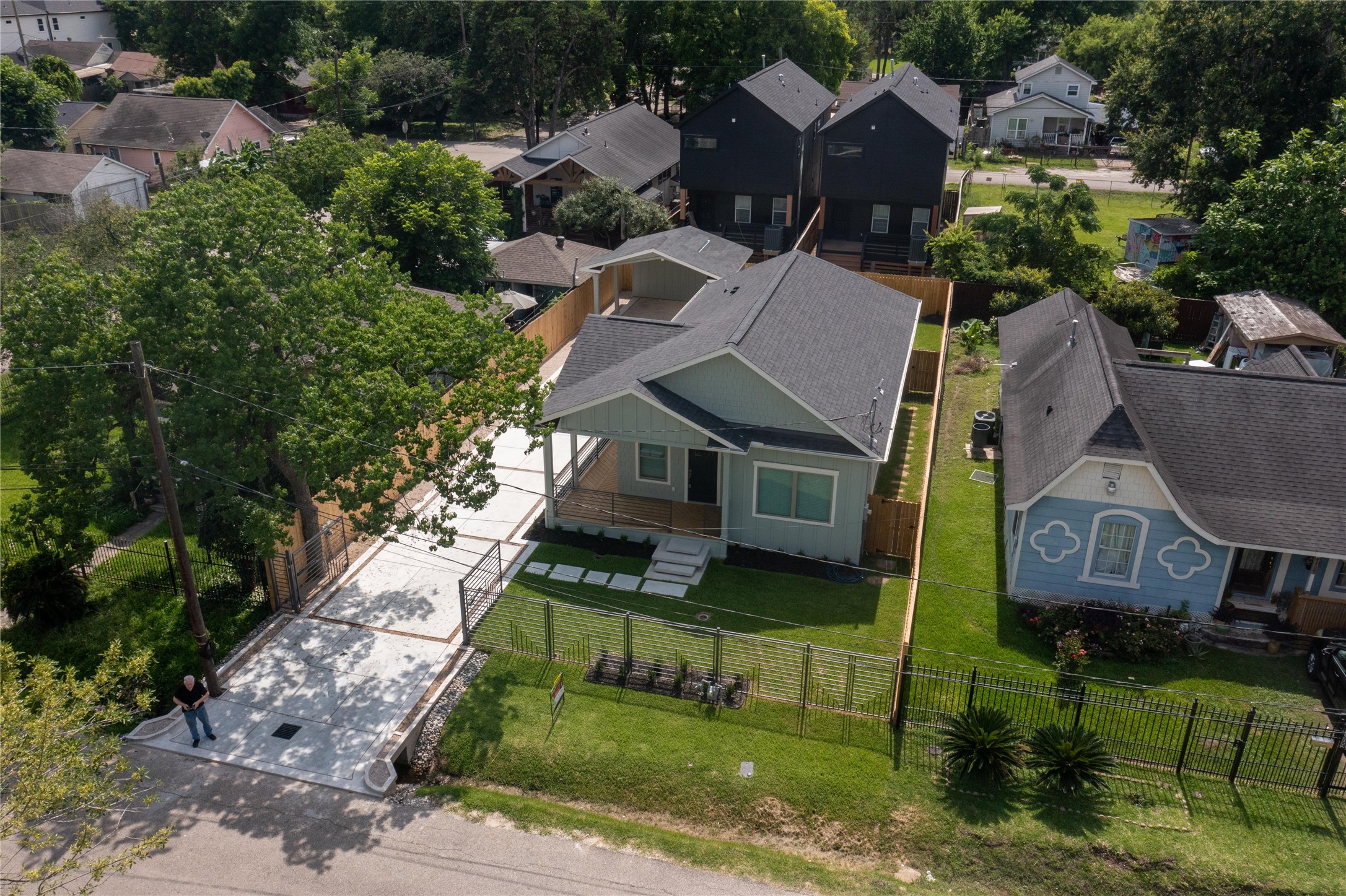 4305 Rogers Street Property Photo 44