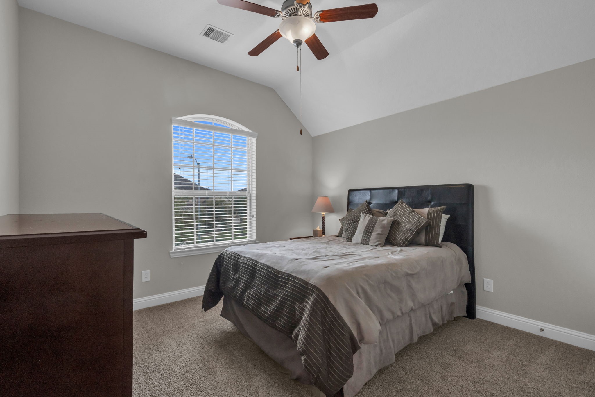 15706 Ponderosa Bend Drive Property Photo 28