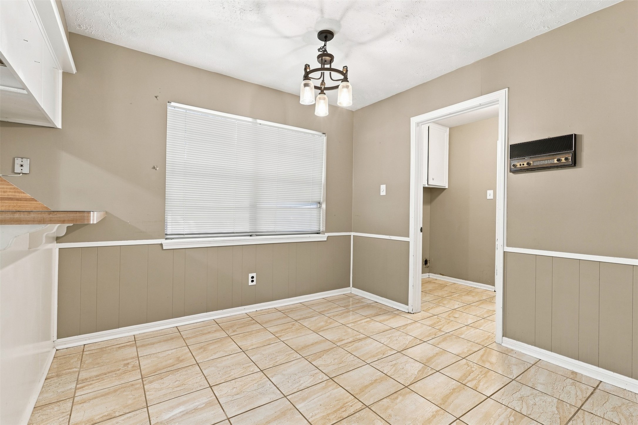 7714 Kleingreen Lane Property Photo 10