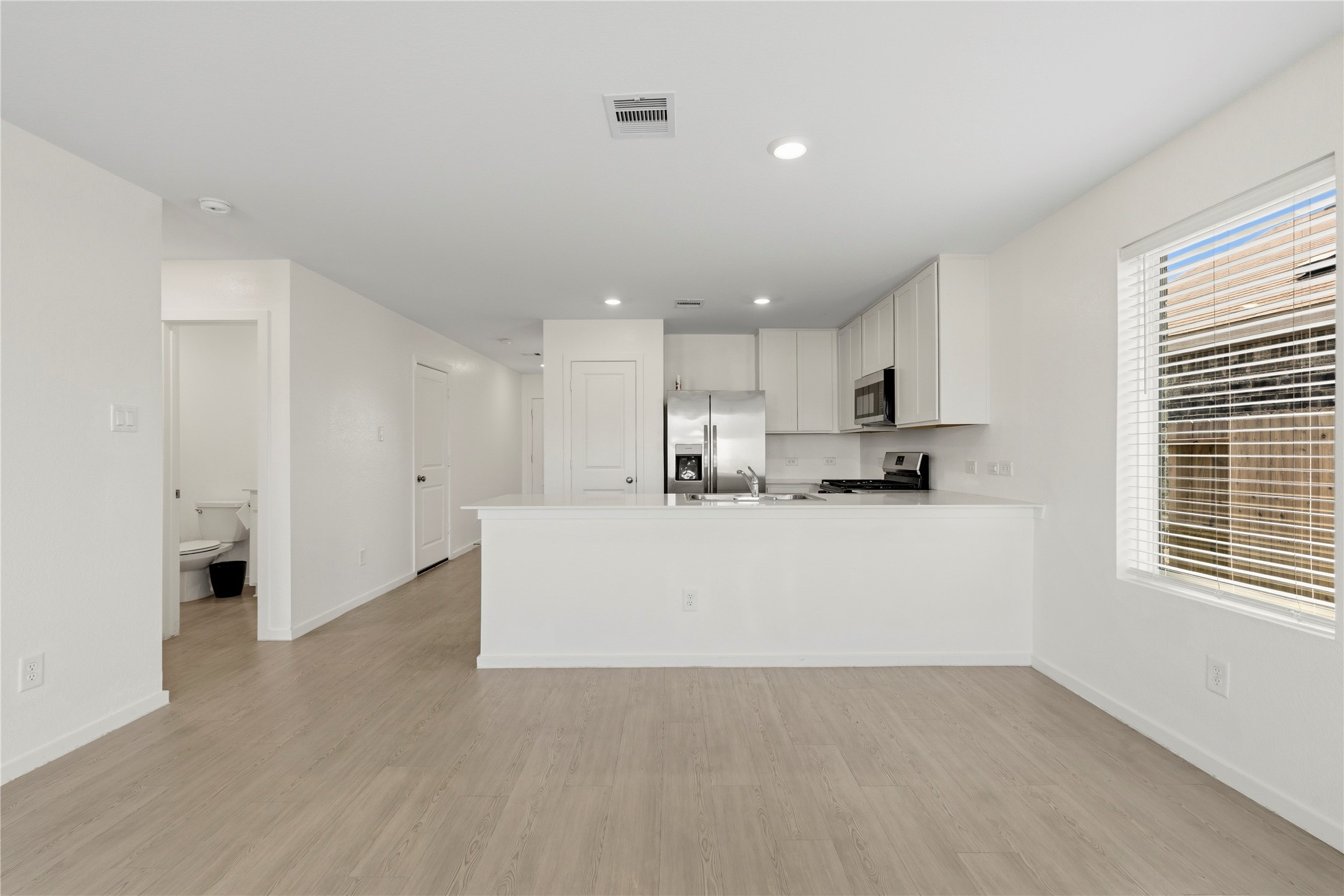 9323 Speckled Trout Drive Property Photo 11