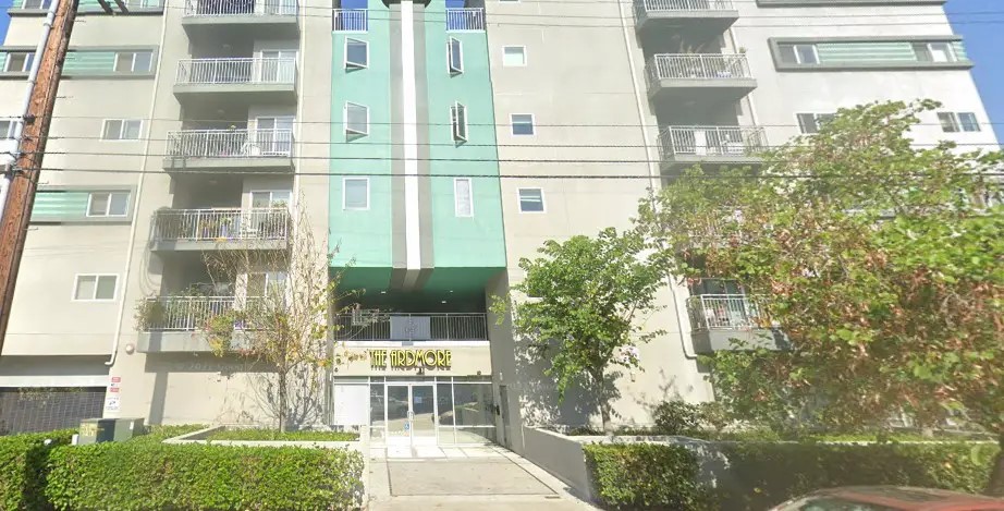 959 S Ardmore Ave Property Photo 7