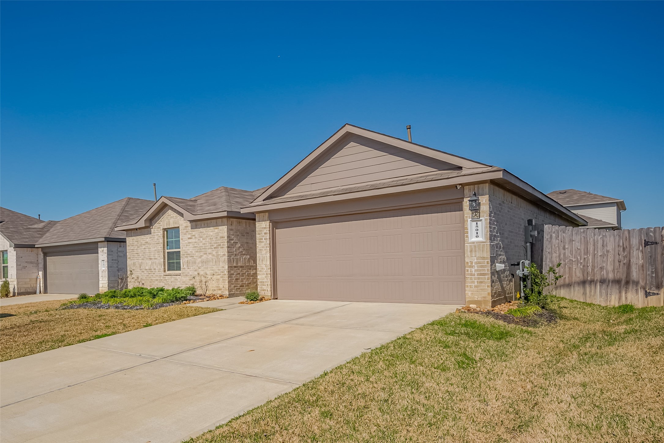 15010 Eastern Wood Road Property Photo 1