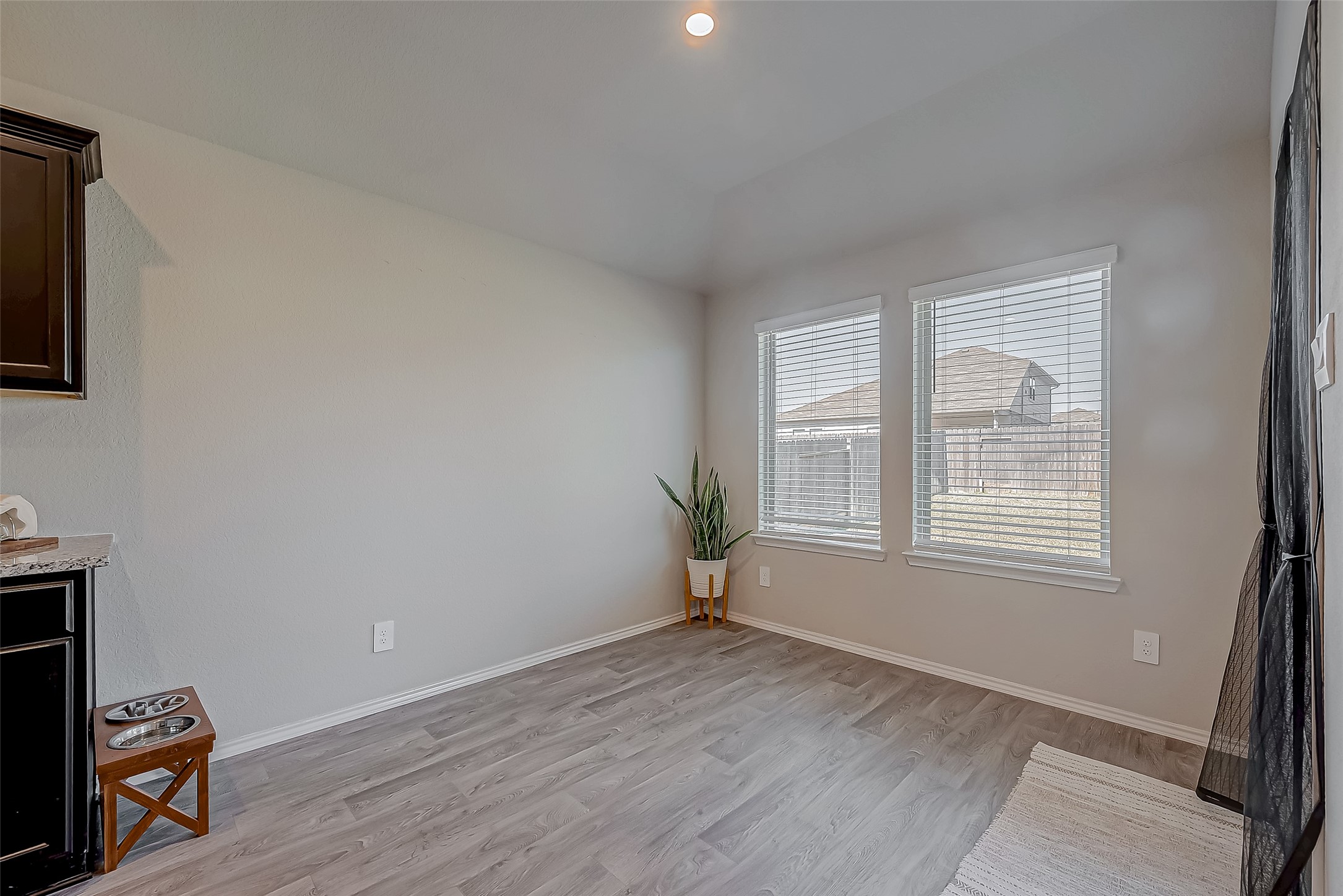 15010 Eastern Wood Road Property Photo 21