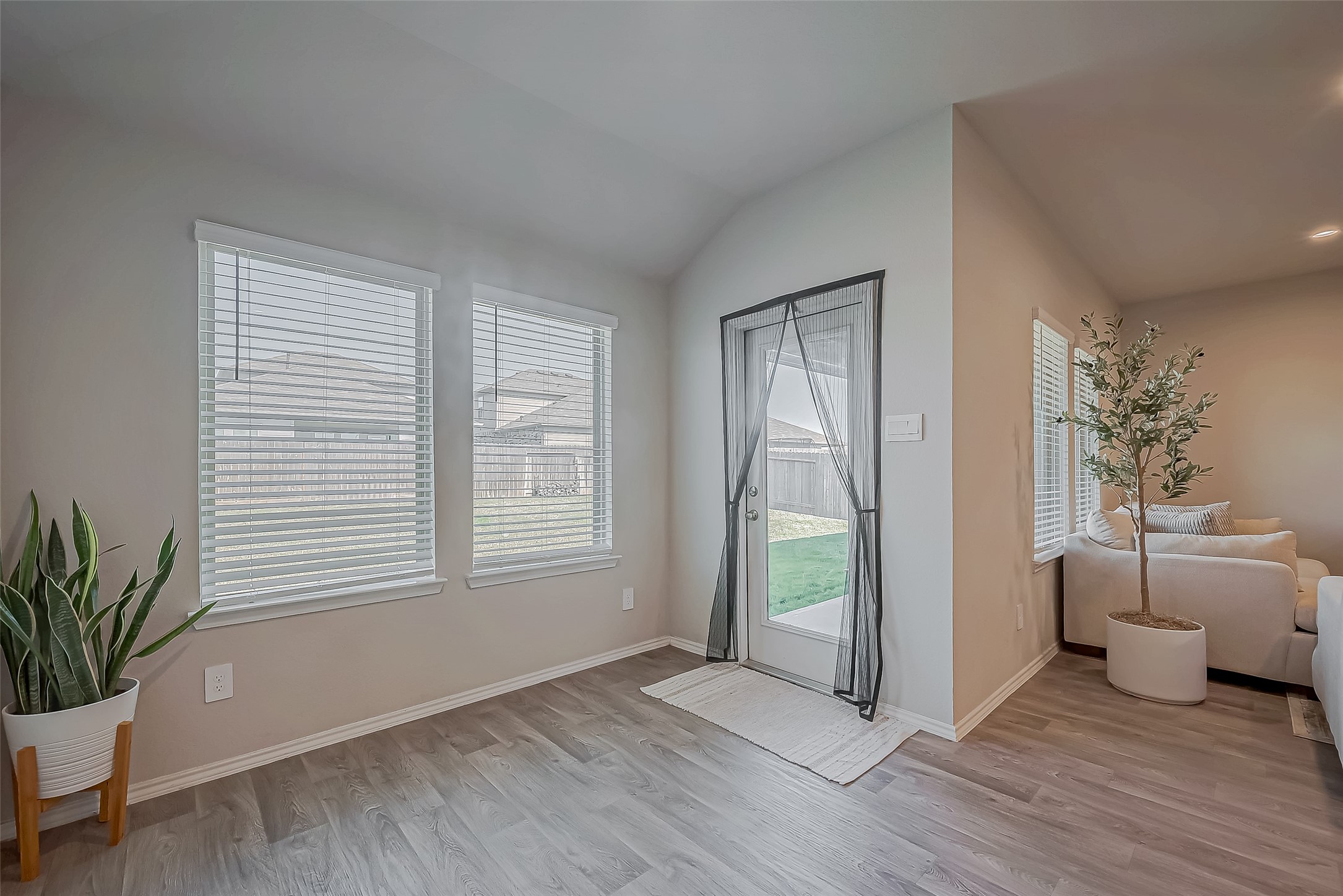 15010 Eastern Wood Road Property Photo 23