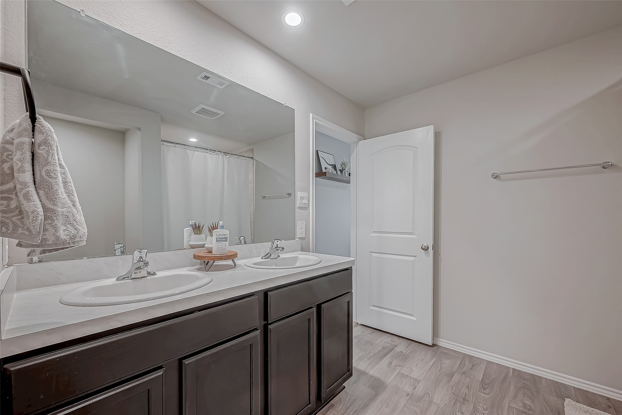 15010 Eastern Wood Road Property Photo 32