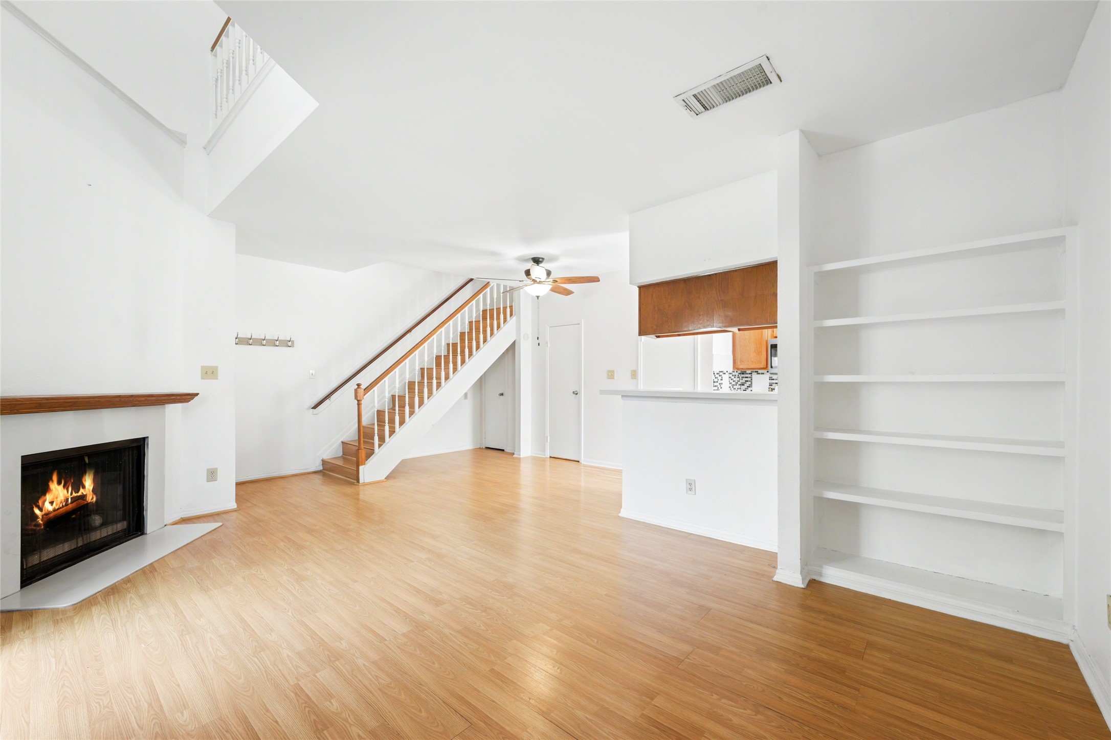 7575 Cambridge Street 1304 Property Photo 14