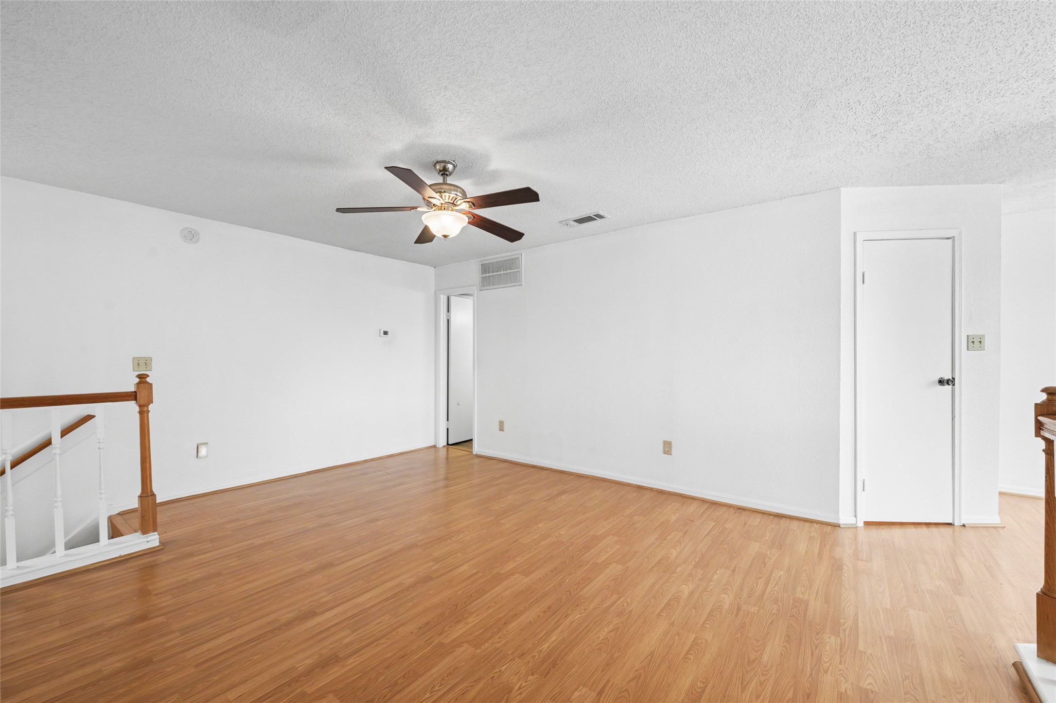 7575 Cambridge Street 1304 Property Photo 34